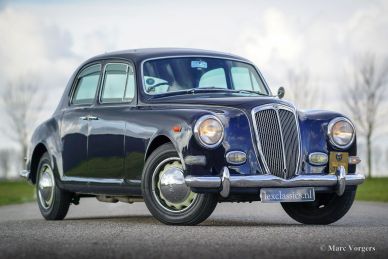 Lancia Aurelia B12 saloon, 1954