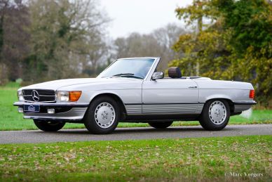 Mercedes-Benz 280SL (R107), 1985