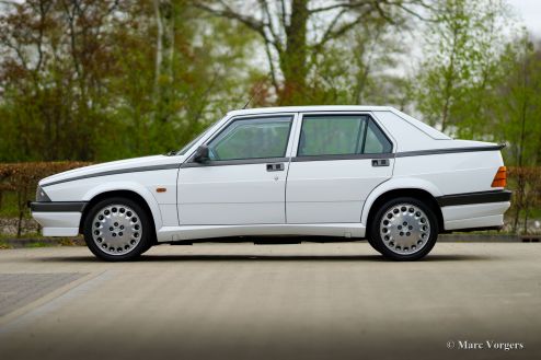 Alfa Romeo 75 2.0 Twin Spark, 1988