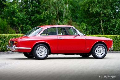 Alfa Romeo Giulia GTV 2000, 1972