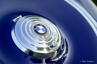 BMW 327/2 Cabriolet, 1952