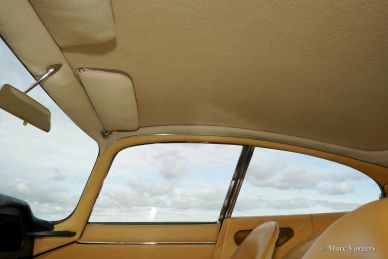 Jaguar E-type 3.8 Litre FHC, 1962