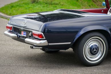 Mercedes-Benz 230 SL ‘Pagode’, 1966