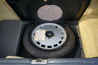 Mercedes-Benz 560 SL, 1987