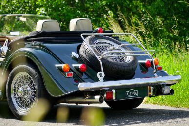 Morgan Plus 8 ‘Wide body’, 2001