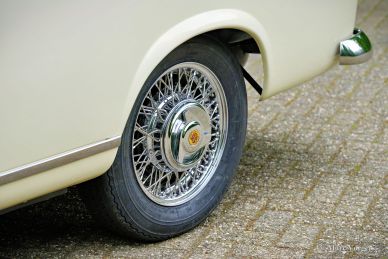 Peugeot 403 Cabriolet restoration