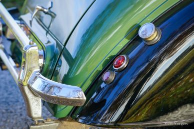 Riley RMF saloon, 1953