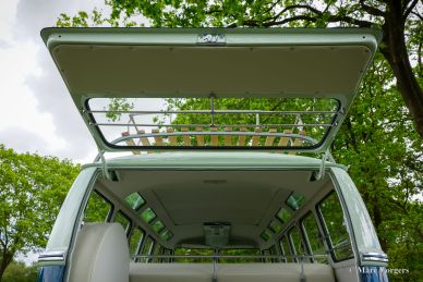 Volkswagen Type 2 T1 Samba 21-window Deluxe, 1966 Restoration