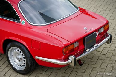 Alfa Romeo Giulia GTV 2000, 1972