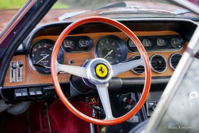 Ferrari 330GT 2+2 series 2, 1966