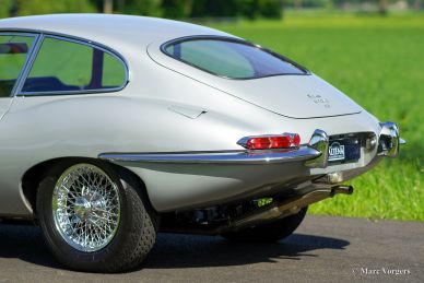 Jaguar E-type 4.2 FHC, 1967