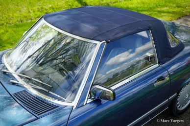 Mercedes-Benz 300 SL (R107), 1986