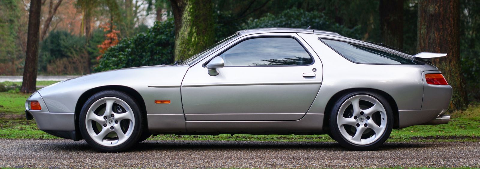 Porsche 928 GTS, 1993