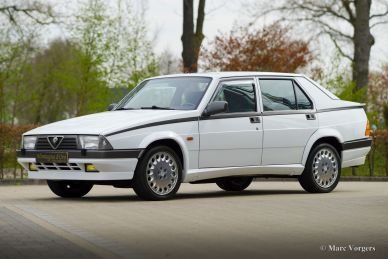 Alfa Romeo 75 2.0 Twin Spark, 1988
