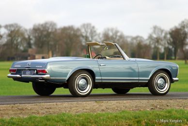Mercedes-Benz 230 SL 'Pagode', 1964