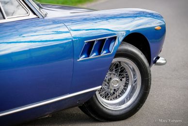 Ferrari 330 GT 2+2 Series 2, year 1966