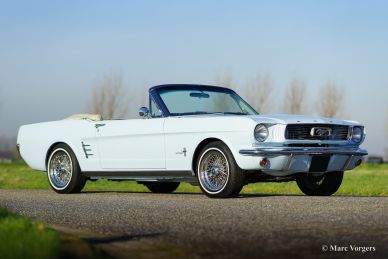 Ford Mustang convertible, 1966