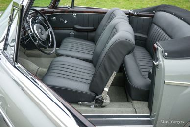 Mercedes-Benz 220 SE cabriolet, 1959