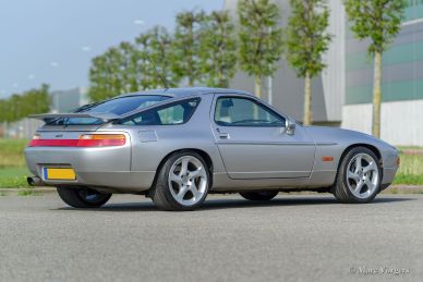 Porsche 928 GTS, 1993