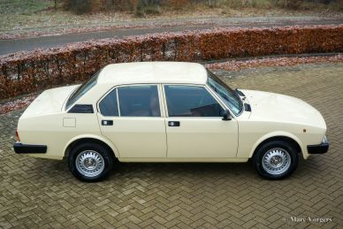 Alfa Romeo Alfetta 2.0, 1977