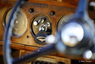 Bentley Mk VI saloon, 1951