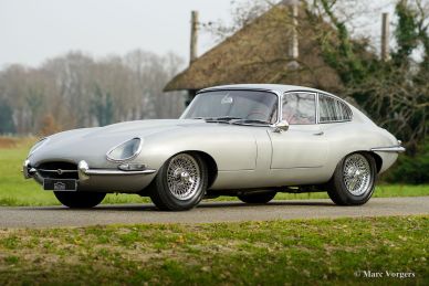Jaguar E-type 4.2 Litre FHC, 1966