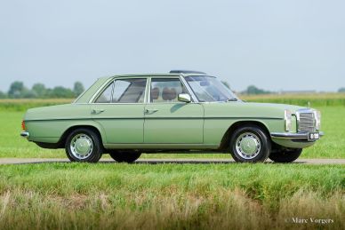 Mercedes-Benz 220 D, 1974