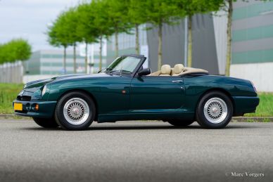 MG RV8 1995