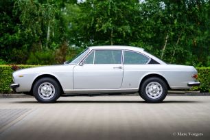 Lancia-2000-HF-Coupe-Silver-Argent-Silber-Metallic-02.jpg