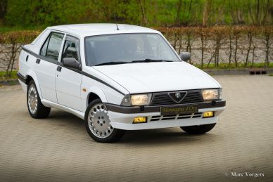 Alfa Romeo 75 2.0 Twin Spark, 1988