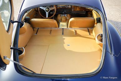 Jaguar E-type 4.2 Litre FHC, 1969