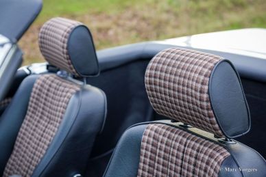 Mercedes-Benz 280SL (R107), 1985