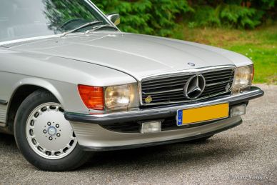 Mercedes-Benz 500 SL, 1985