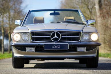 Mercedes-Benz 560 SL, 1988