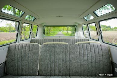 Volkswagen Type 2 T1 Samba 21-window Deluxe, 1966 Restoration
