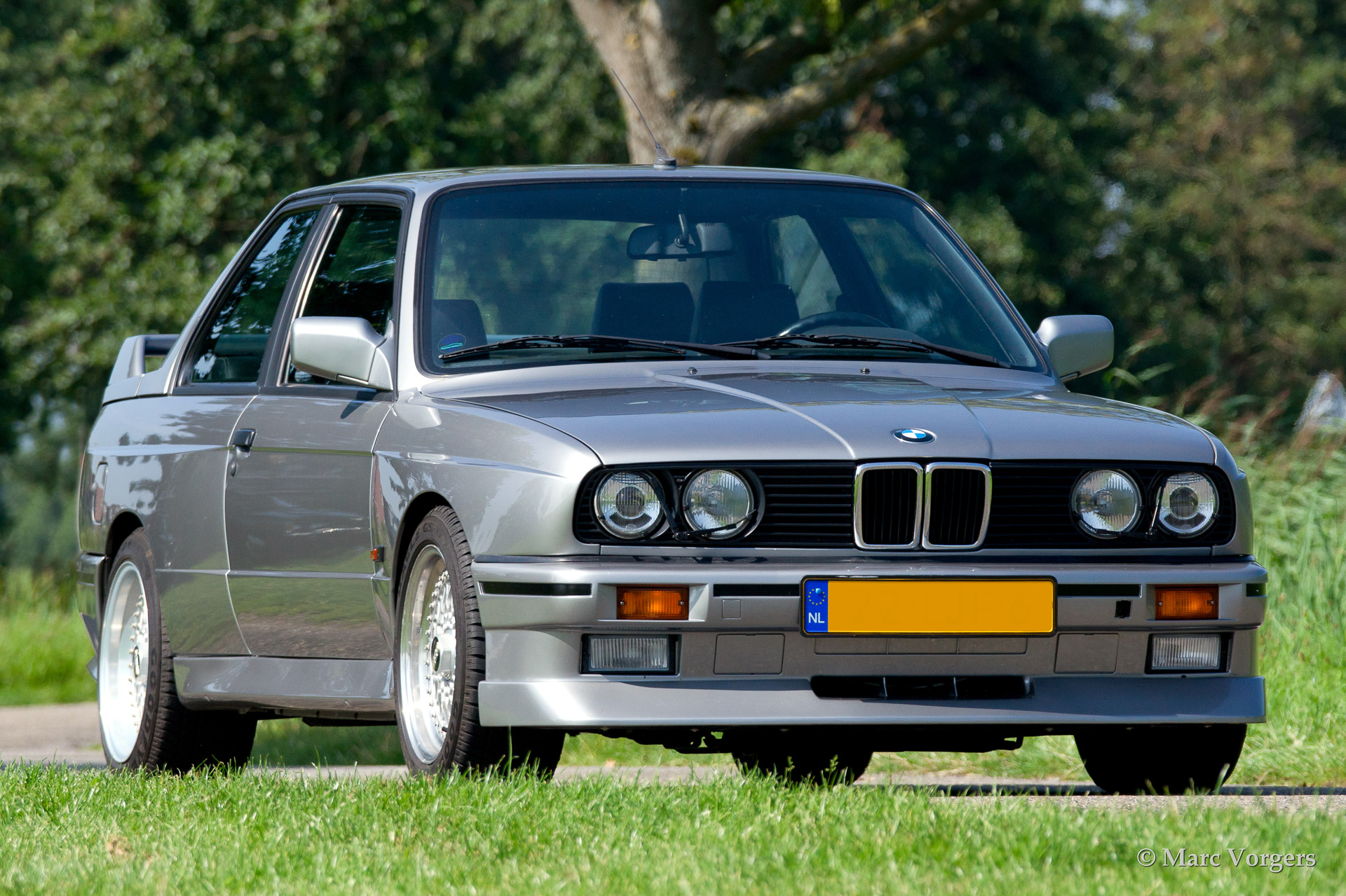 BMW 3 Series 1988