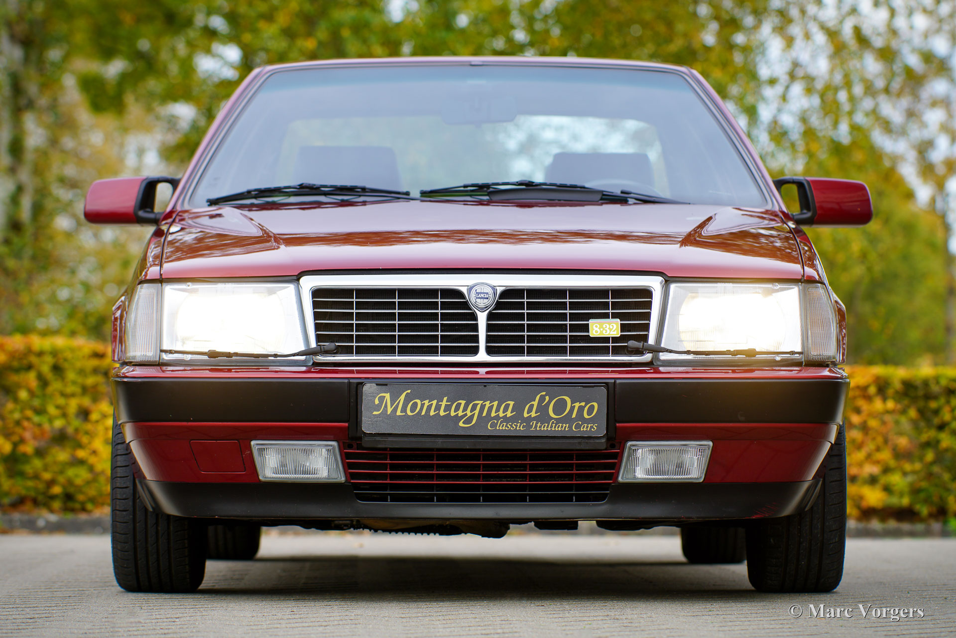 LANCIA THEMA 8.32 2S 1988 ランチア Lancia Thema Ferrari 8.32, 1988 - Welcome to ClassiCarGarage