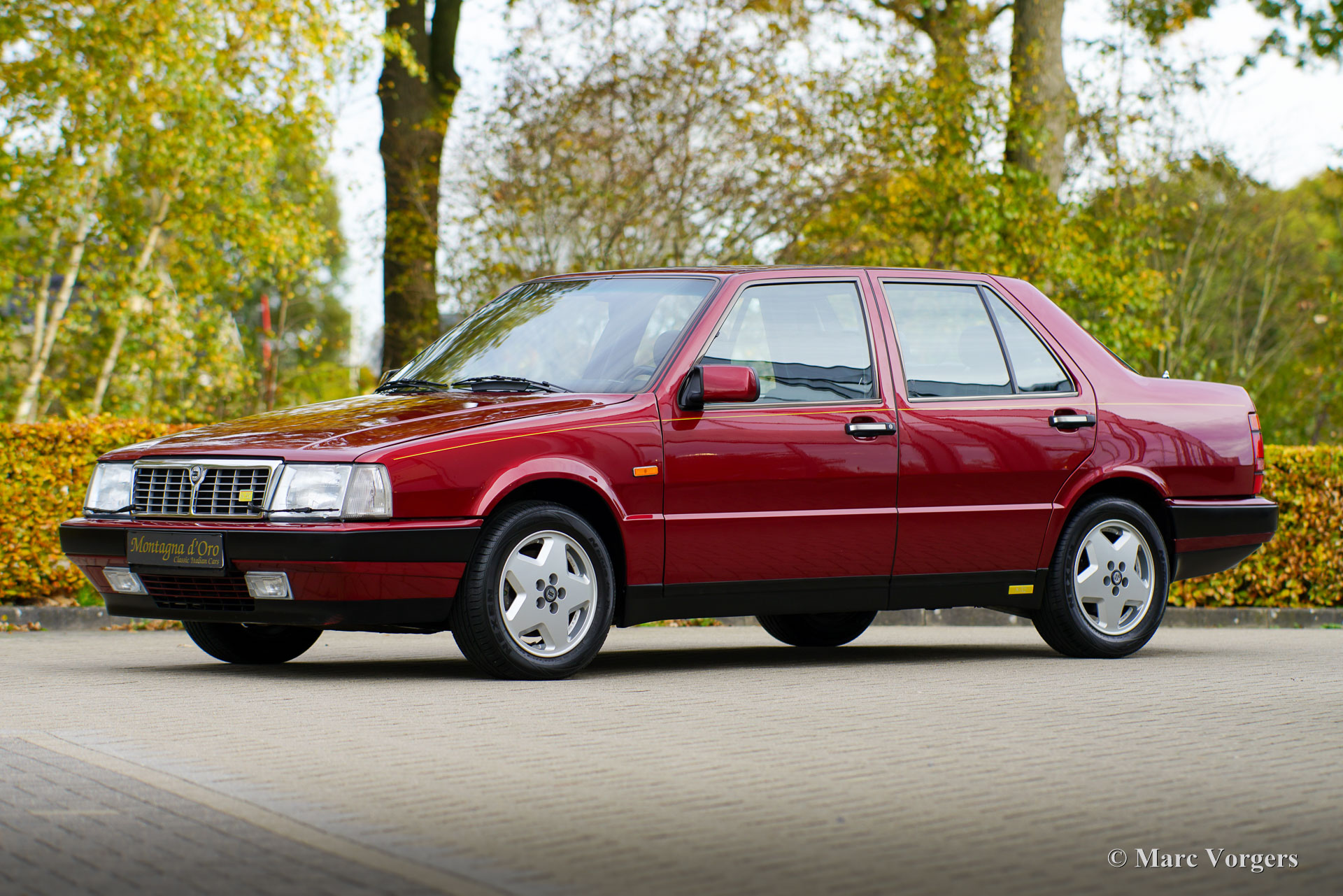 Lancia Thema Ferrari 8.32, 1988 - Welcome to ClassiCarGarage