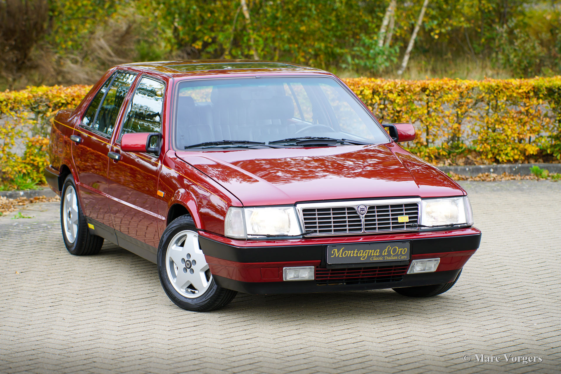 Lancia Thema Ferrari 8.32, 1988 - Welcome to ClassiCarGarage