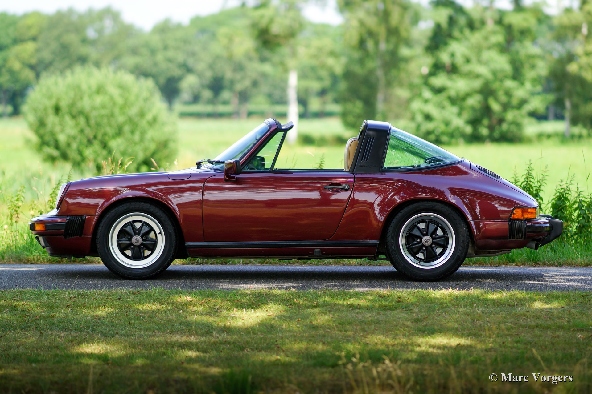 Porsche 911 Carrera Targa, 1985 - Welcome to ClassiCarGarage Porsche 911 Carrera Targa, 1985 - Welcome to ClassiCarGarage