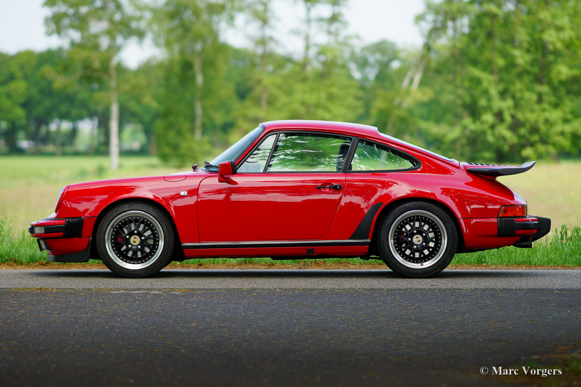 Porsche 911 Carrera , 1985 - Welcome to ClassiCarGarage