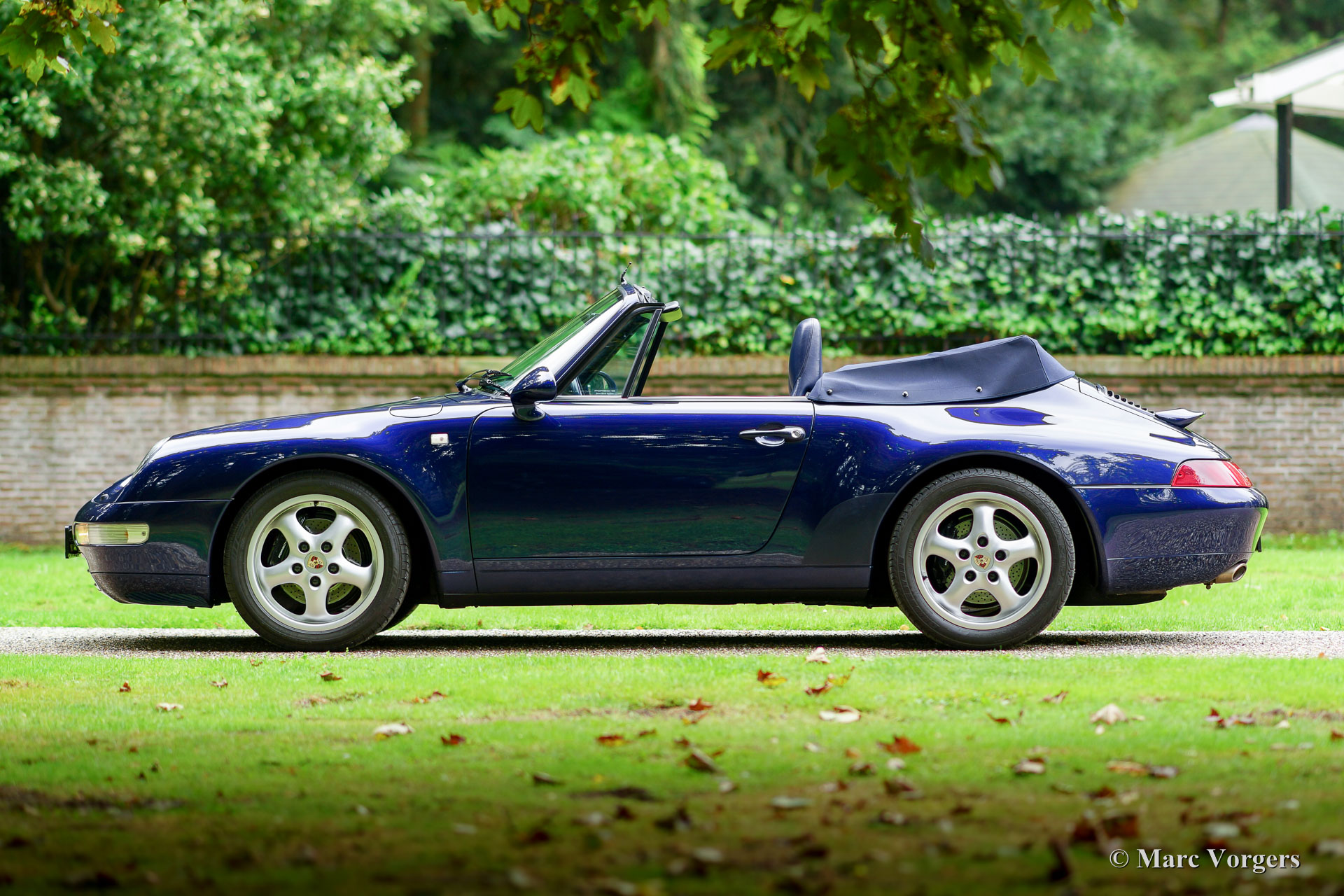 Porsche 911 (993) Carrera cabrio, 1994 - Welcome to ClassiCarGarage Porsche 911 (993) Carrera cabrio, 1994 - Welcome to ClassiCarGarage